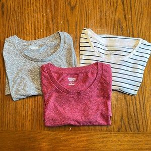 Target t-shirt bundle (3) size Medium